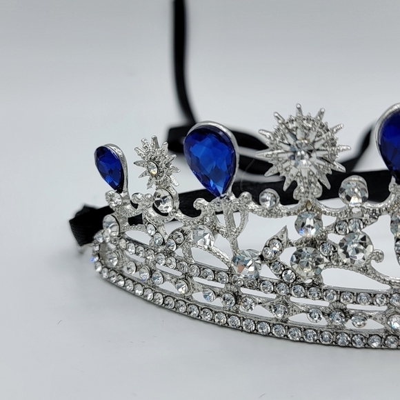 Crowned By Juliet | Sapphire And Silver Bridal Tiara - Picture 2 of 3